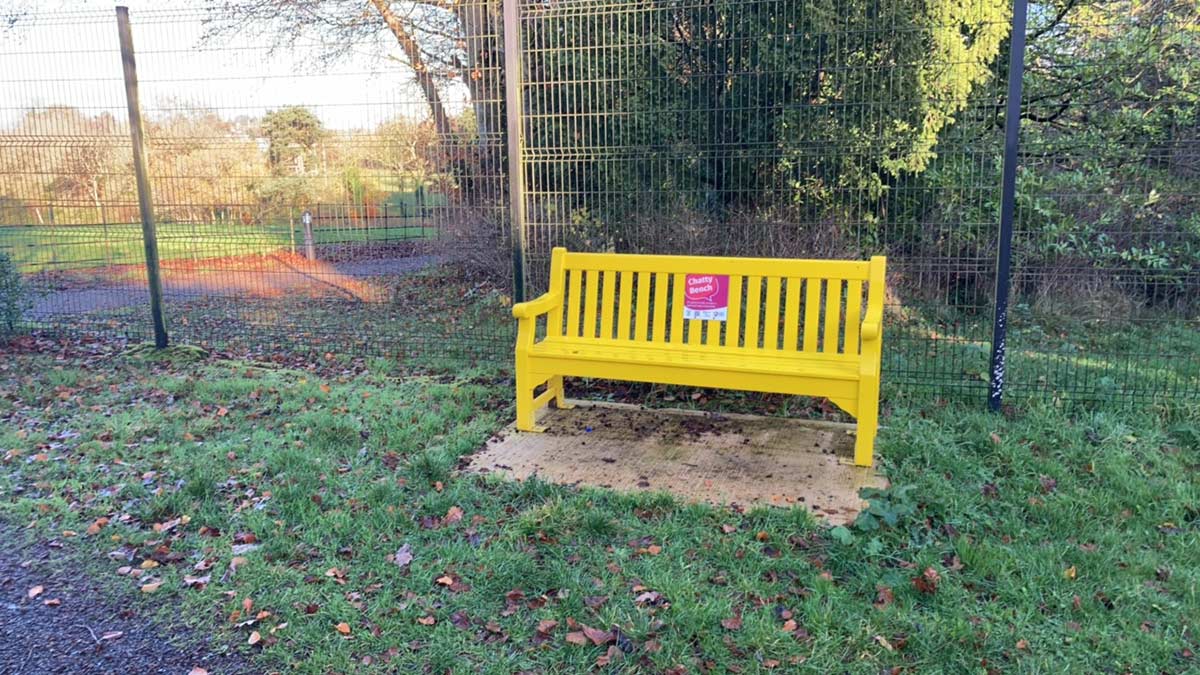 Palace Armagh chatty bench